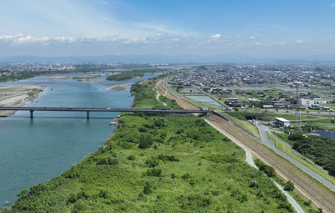 02 MIKASA 地域密着型の運送会社